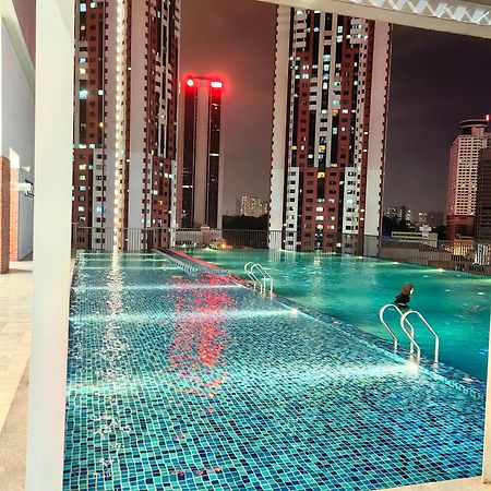 Chambers Residence Klcc By Purple Orchid Куала Лумпур Екстериор снимка