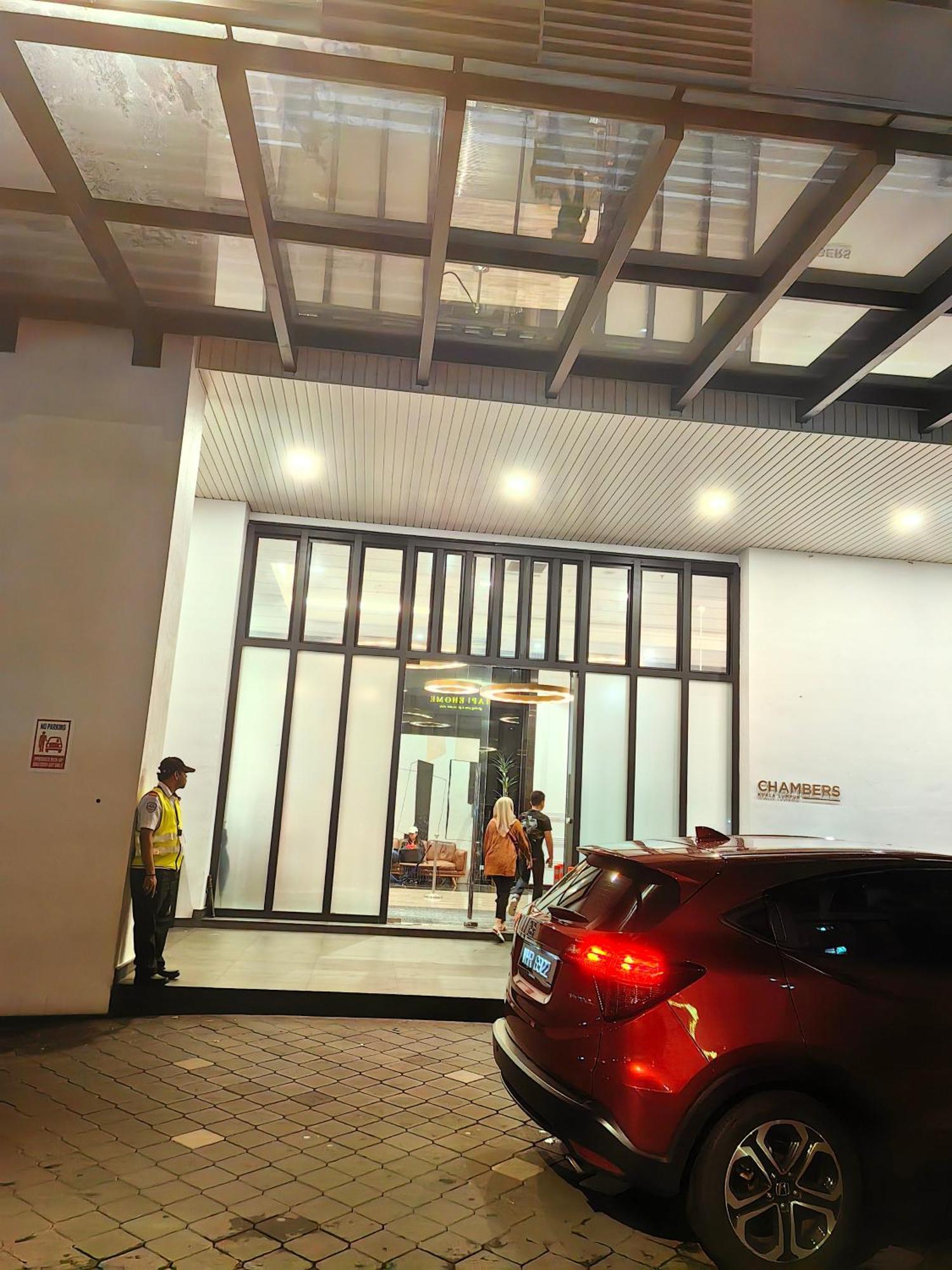 Chambers Residence Klcc By Purple Orchid Куала Лумпур Екстериор снимка